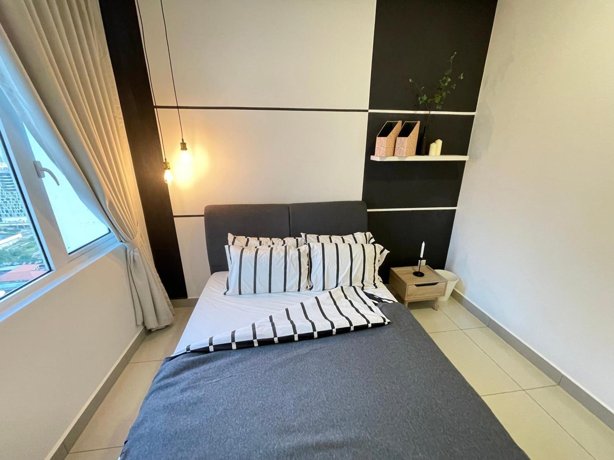 Twin Galaxy Residences 1+1 Homestay @ Johor Bahru Extérieur photo