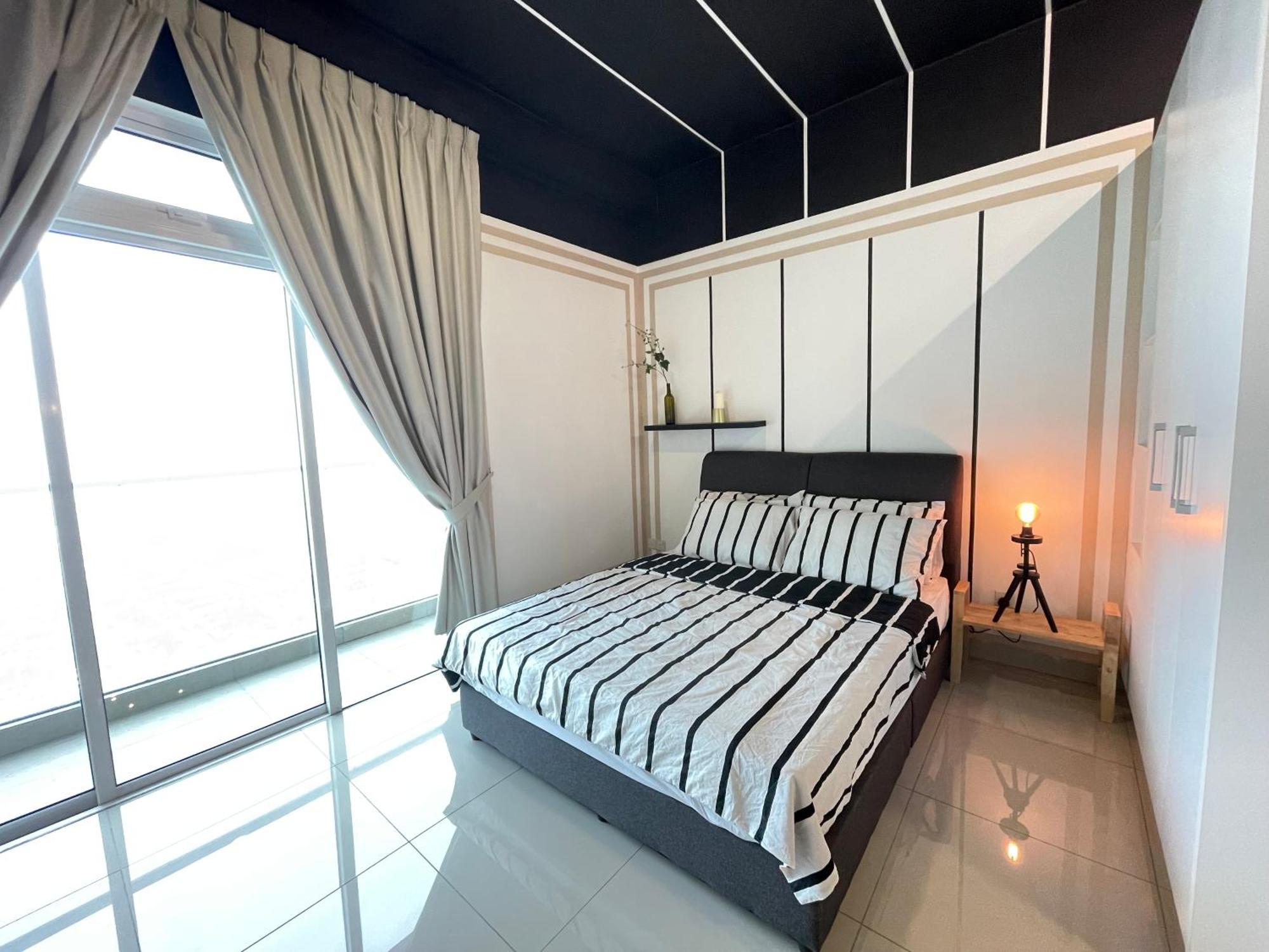 Twin Galaxy Residences 1+1 Homestay @ Johor Bahru Extérieur photo